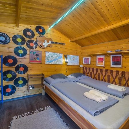 Apartament Paros Fahaz Balatonföldvár Zewnętrze zdjęcie